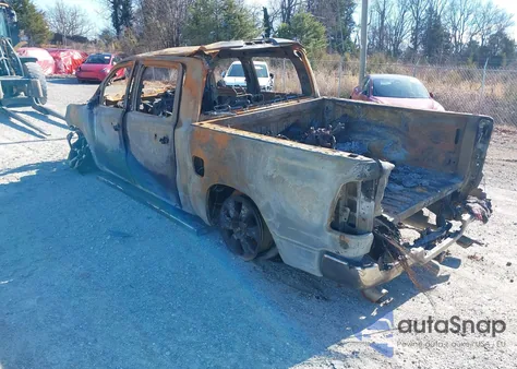 2022 Ram 1500 Big Horn 4X2 5'7 Box z USA, uszkodzony, nr VIN 1C6RREFM2NN408506